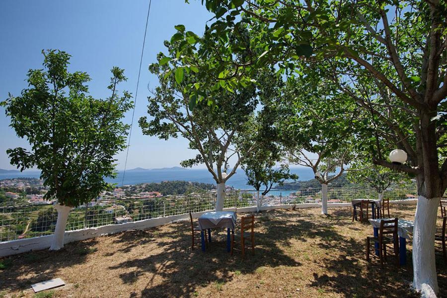 Rizos Veranda - Rooms Isomata Exterior photo
